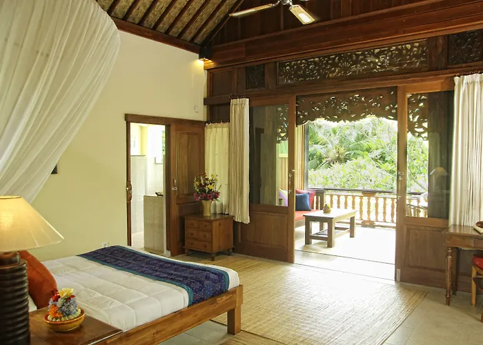 Hotel Kebun Indah 4*