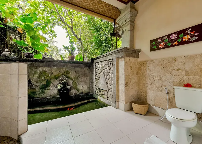 Kebun Indah 4*