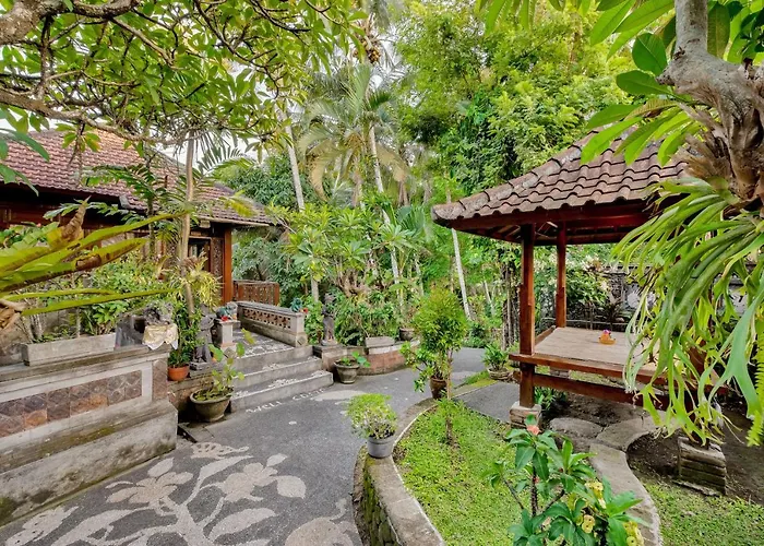 Hotel Kebun Indah Ubud