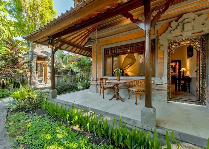 Hotel Kebun Indah 4*